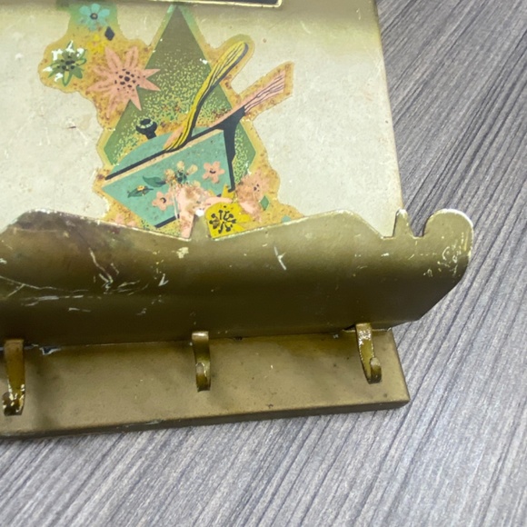 Vintage/ Antique Metal Bill, Letters, Mail, Memo, Key 🔑 Holder - Picture 7 of 11